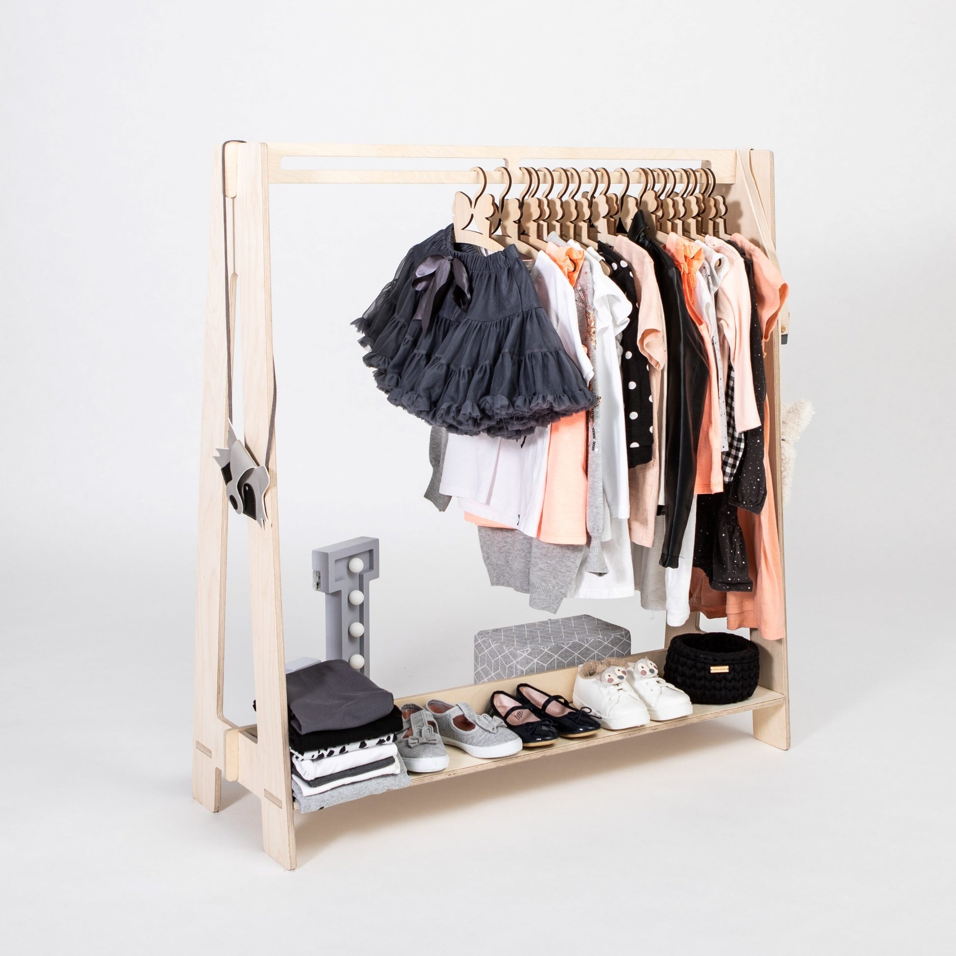 Toddlers Clothing Rack for Hangers